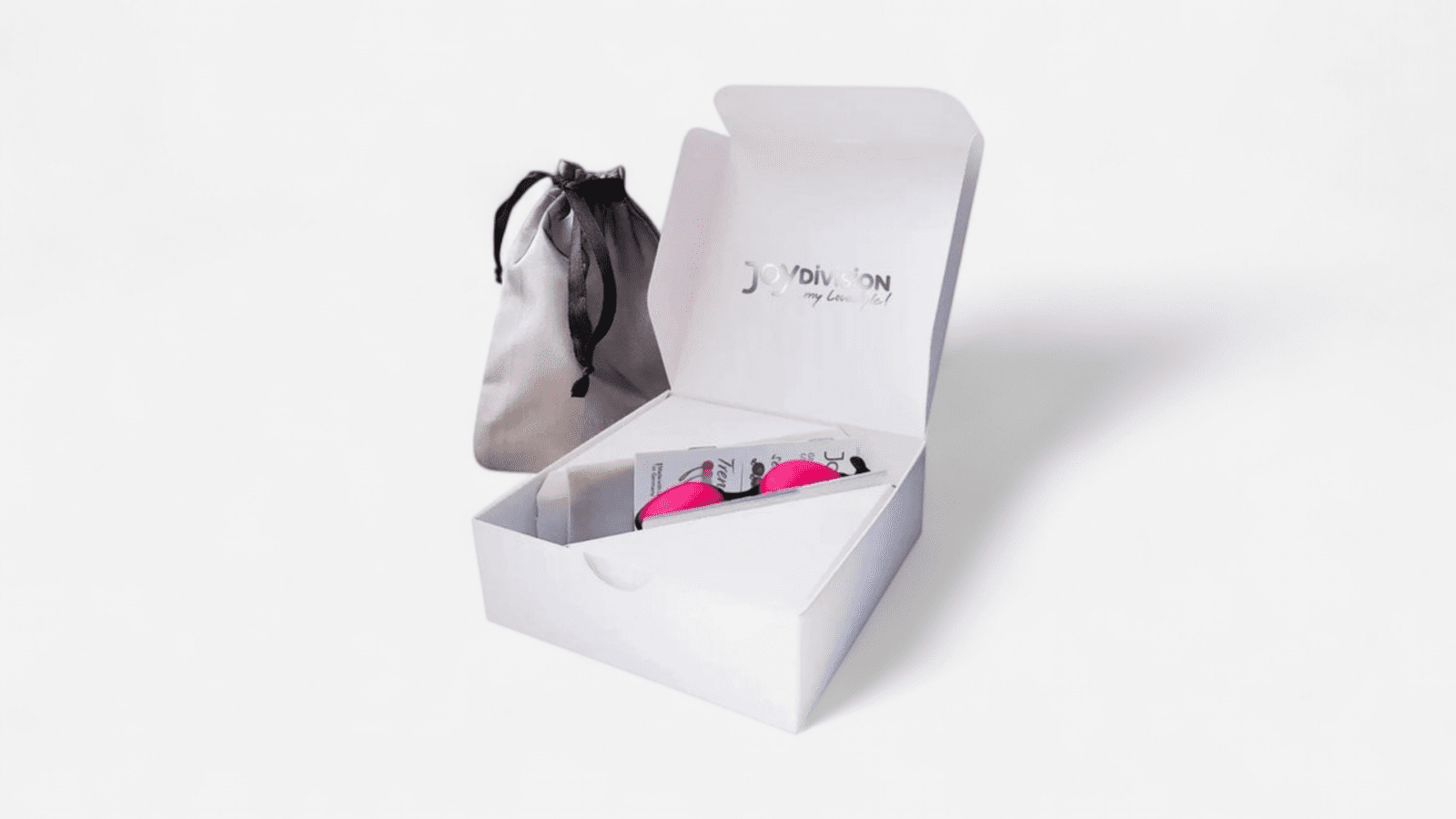 HU: Joydivision Joyballs Secret gésagolyó nyitott dobozban, tárolótasakkal és prémium rózsaszín-fekete intim torna eszközzel EN: Joydivision Joyballs Secret kegel balls in an open box with storage pouch and premium pink black intimate training toy