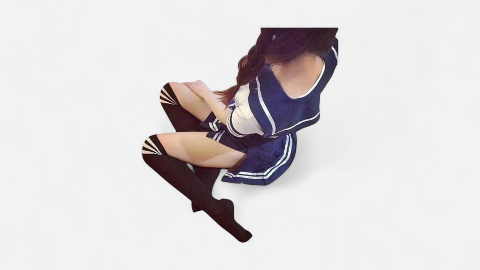 HU: Honor Roll Hoe S-M iskoláslány cosplay jelmez oldalnézetből, rövid pliszírozott szoknyával és kivágott hátú felsővel EN: Honor Roll Hoe S-M schoolgirl cosplay costume side view with short pleated skirt and open-back crop top