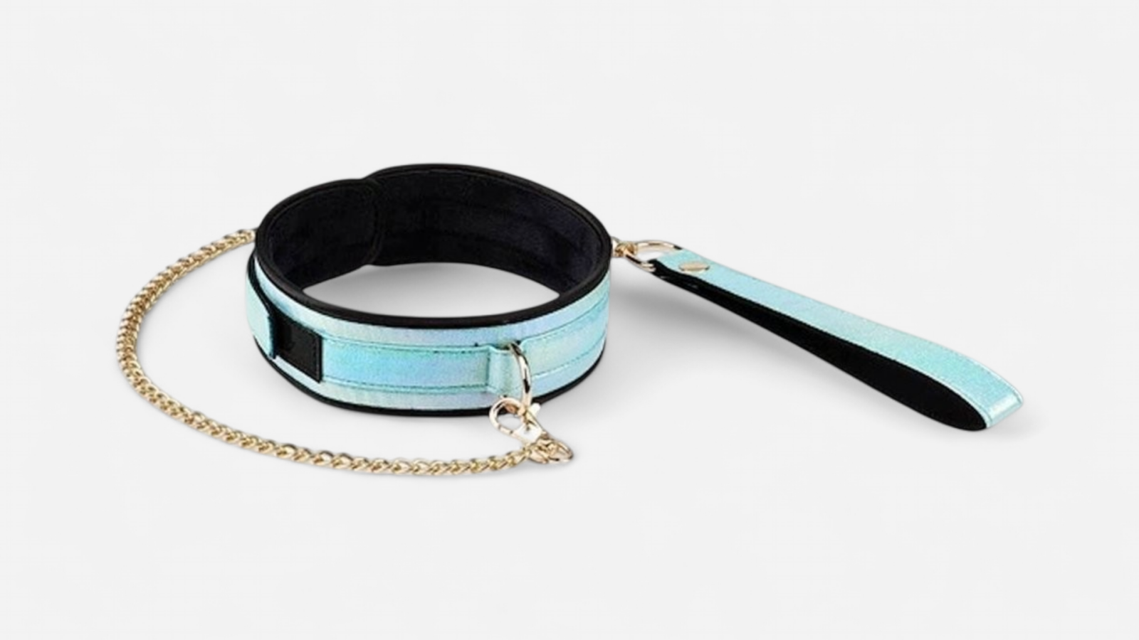 Blue Frost Temptation kék BDSM nyakörv pórázzal, fekete belső résszel és aranyszínű lánccal EN: Blue Frost Temptation blue BDSM collar with leash, black inner lining and gold-tone chain